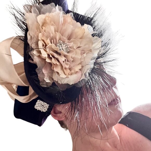 Vintage Accessories - Vintage Wool & Velvet Spiral Navy Hat